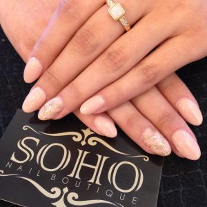 Soho_nail_Salon_Vancouver_Void_art_Gold_sparkles_By_Miki